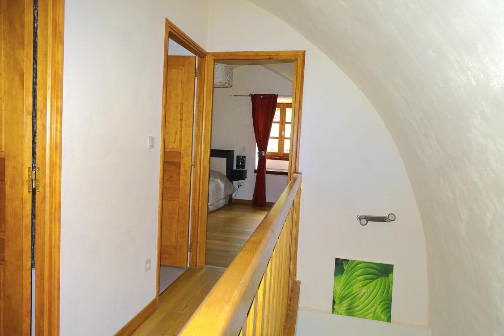 Au Coeur Du Sauveterre Holiday home Le Massegros